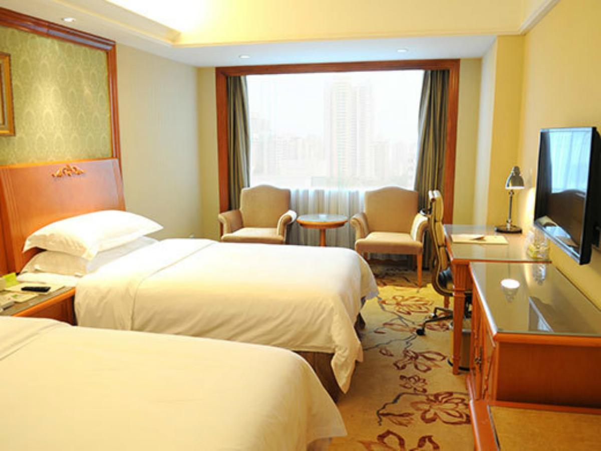 Vienna Classic Hotel Guangdong Yangxi Moon Bay Екстер'єр фото